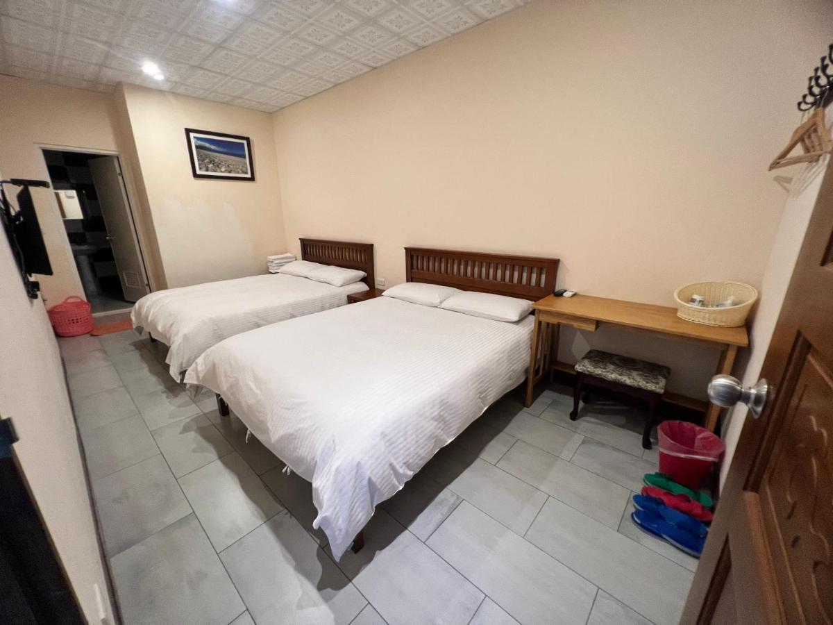 Golden Flower Homestay Yuli Exterior foto
